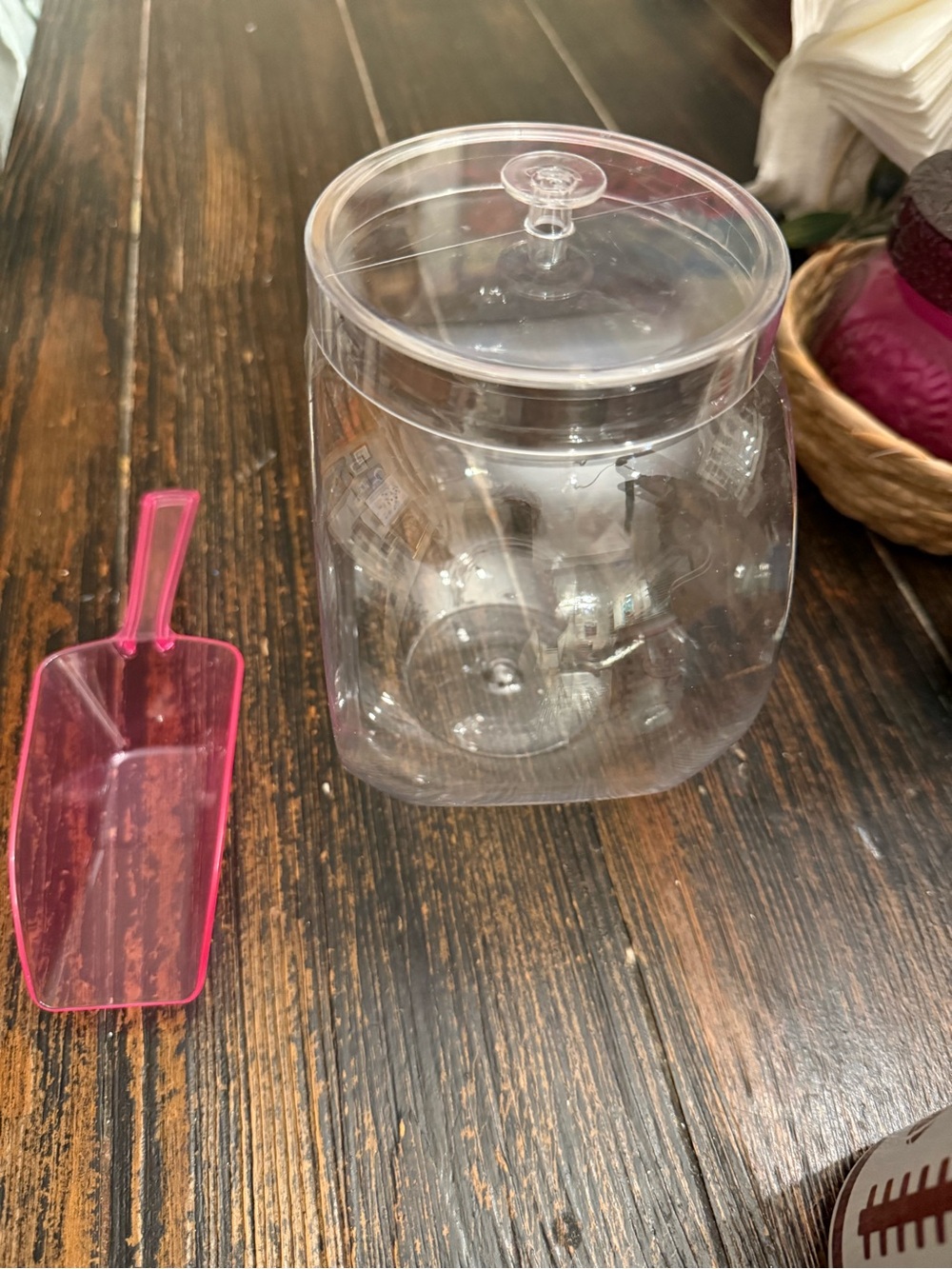 Clear Plastic Party Bowls with Pink Spoons - Home Party Supplies